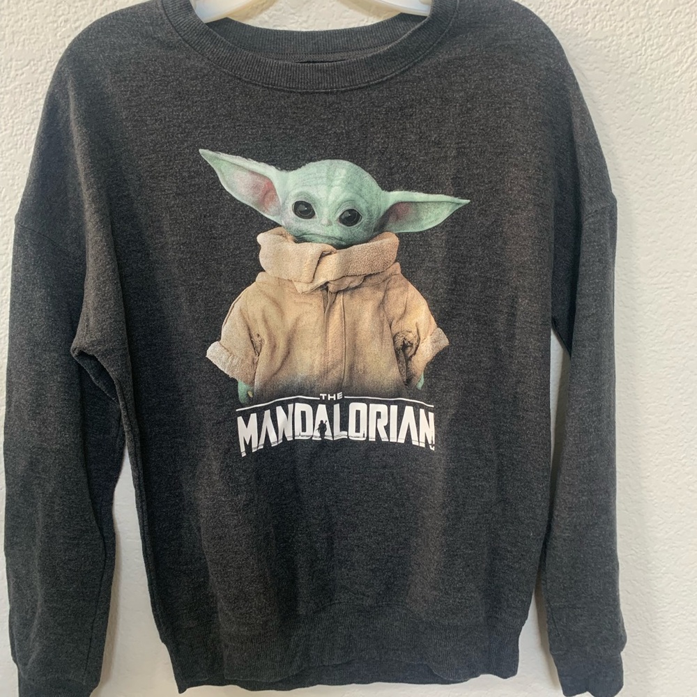 Mandalorian sweatshirt.